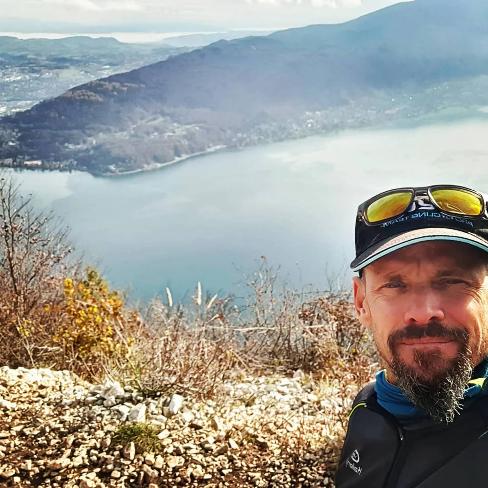 Vincent conseil renovation - portrait Vincent Boucherie artisan maçon Annecy